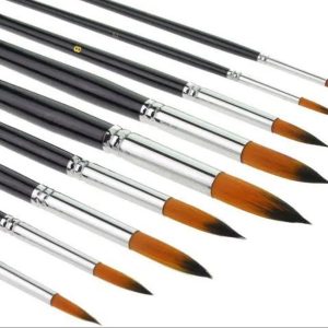 Round pointed tip Artist brushes